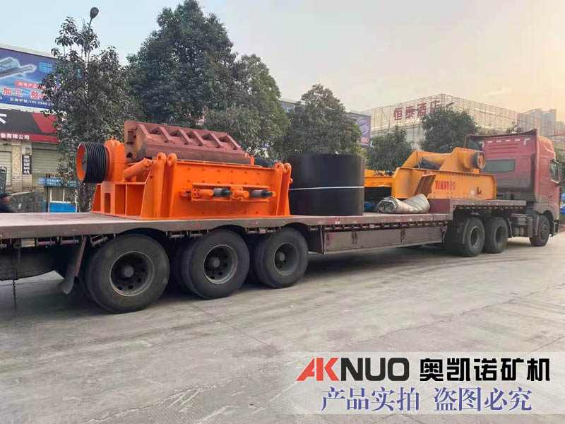 盤式振動(dòng)給料機(jī)廠家發(fā)貨現(xiàn)場(chǎng)